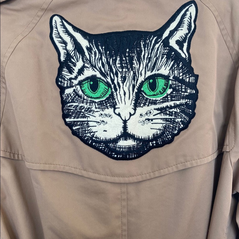 Gucci Cat Embroidered Trench Coat, size 40 - Picture 9 of 10